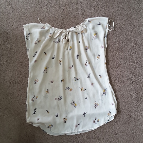 Nwot xs Lauren Conrad flowy tank - Picture 4 of 4
